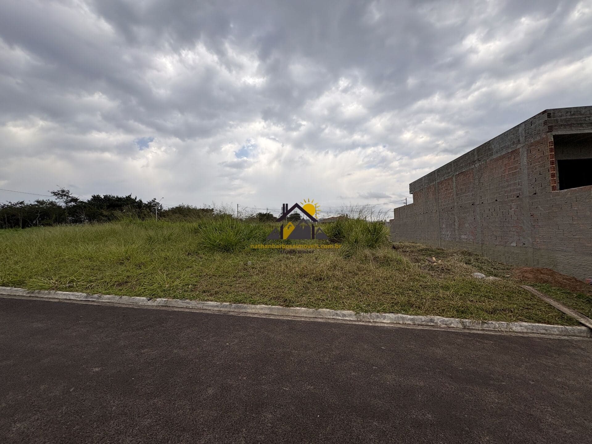 Terreno à Venda em Pardinho/SP – Bairro São João II | 298,03 m²