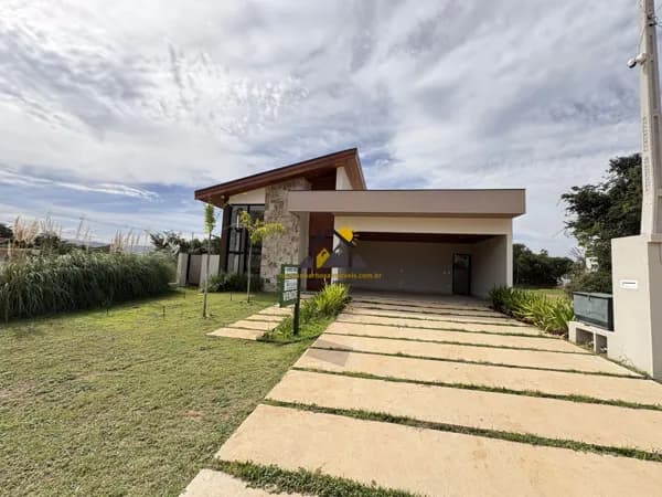 Casa à venda no Ninho Verde 2 – Conforto, modernidade e excelente localização