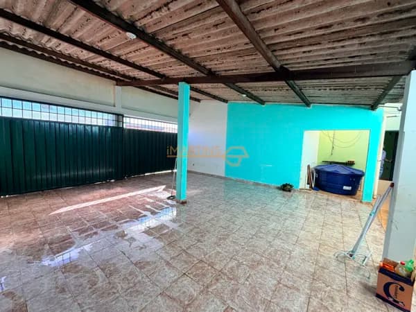 Sobrado em Araguari - Santa Terezinha