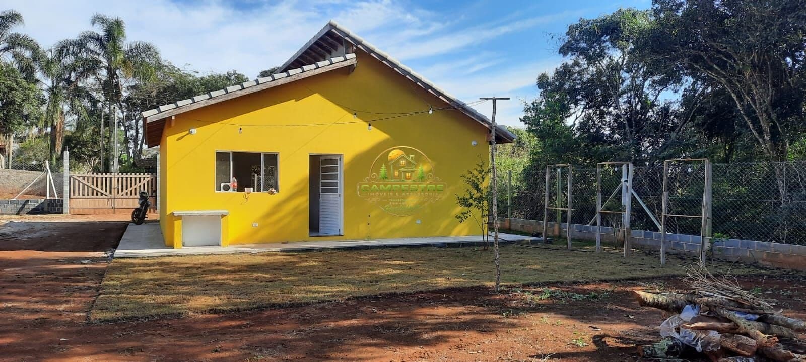 Chácara 6 km do centro das cidade e 150 metros do asfalto