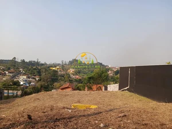 Terreno em Condomínio fechado com vista panorâmica