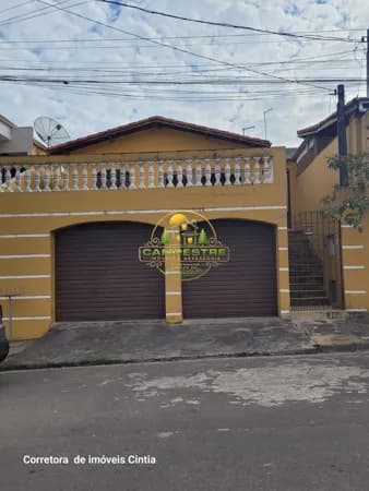 Casa proximo ao centro da cidade ótima localização
