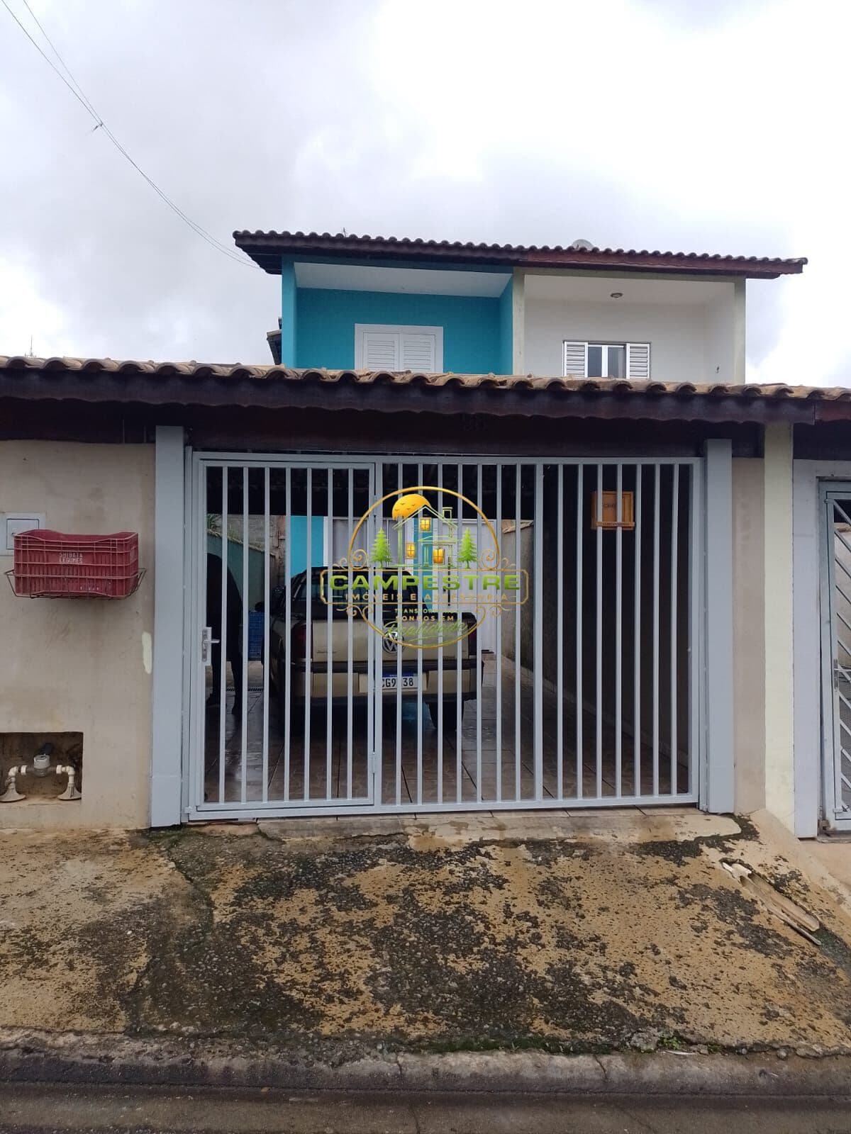 Casa próximo ao centro da cidade disponível para financiamento
