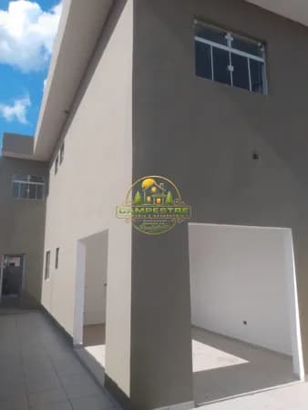 Casa Sobrado próximo ao centro comercial da cidade
