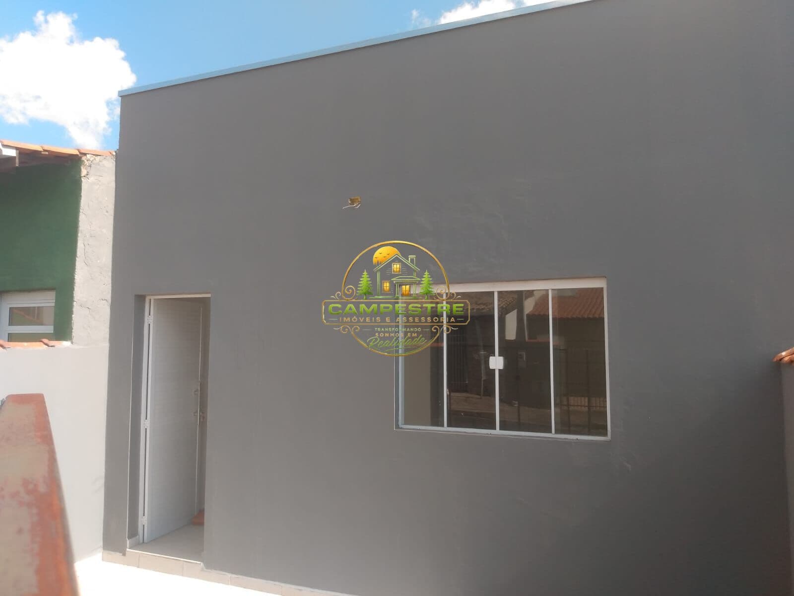 Casa Térrea próximo ao centro da cidade de Ibiúna