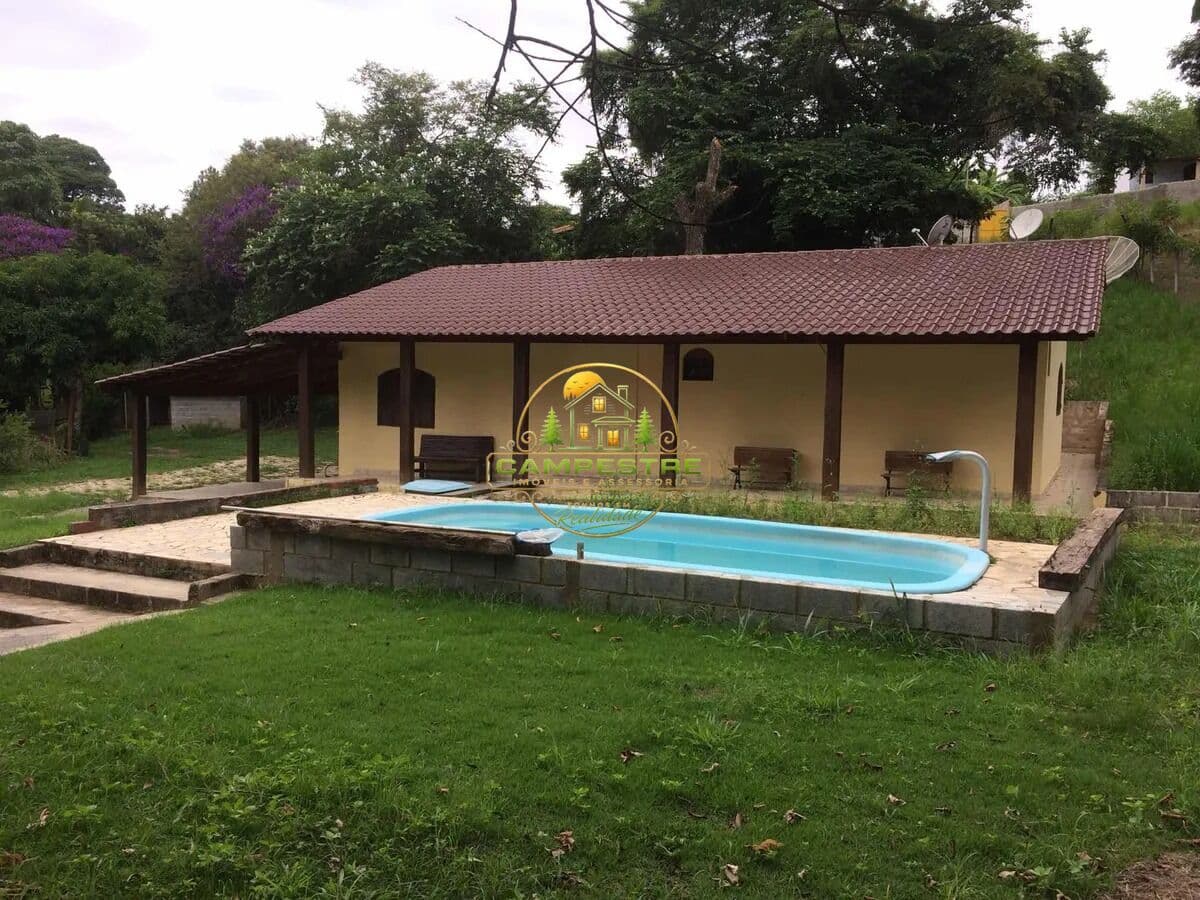 Chácara de 9.000m² na cidade de Piedade/ SP