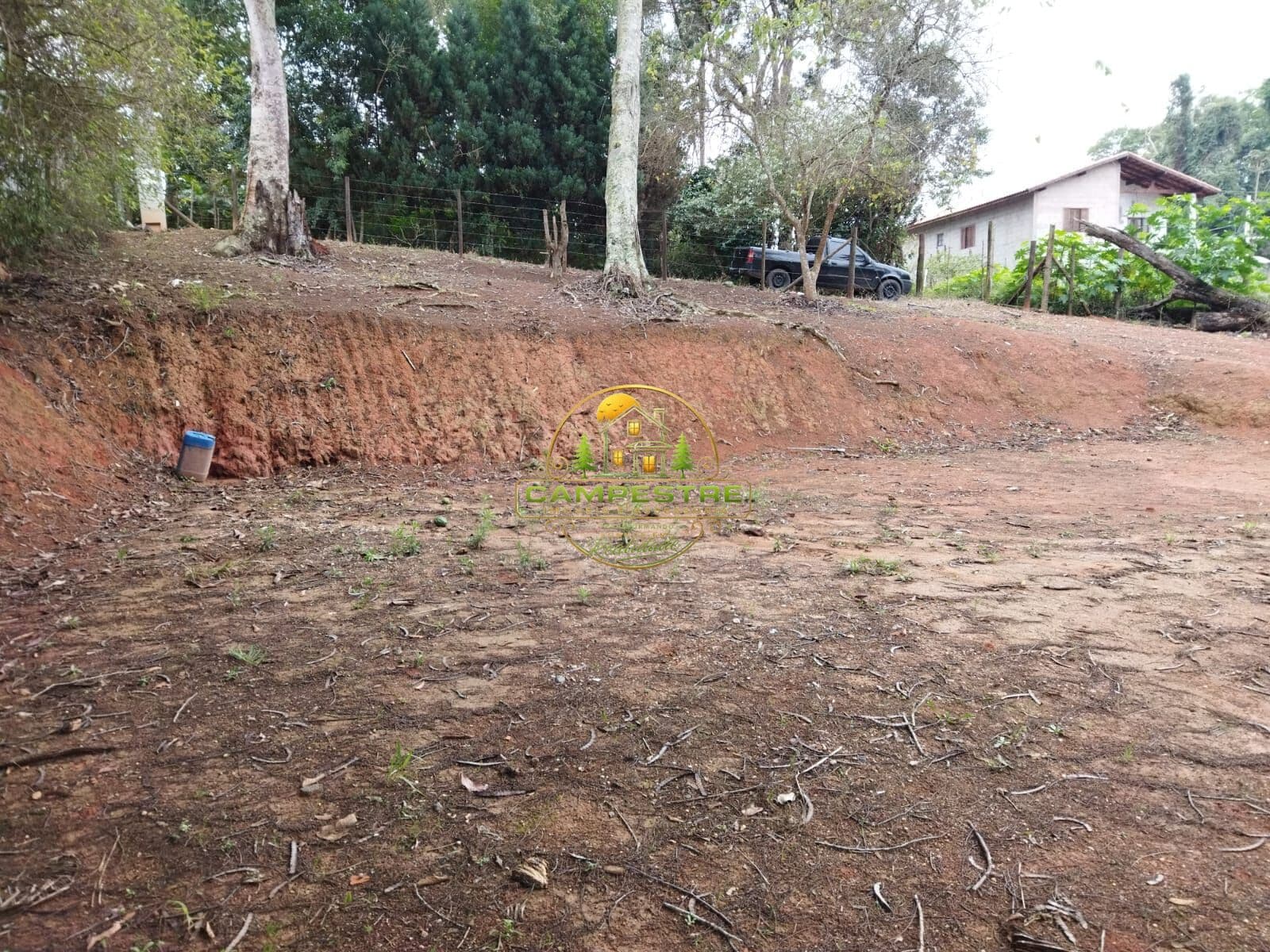 Terreno limpo pronta para construir 5km do centro da cidade