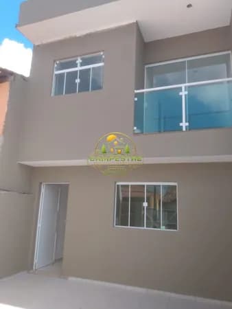 Casa Sobrado nova próximo ao centro comercial da cidade