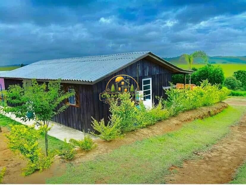 Chácara de 2.100m² estilo rústico na cidade de Piedade SP
