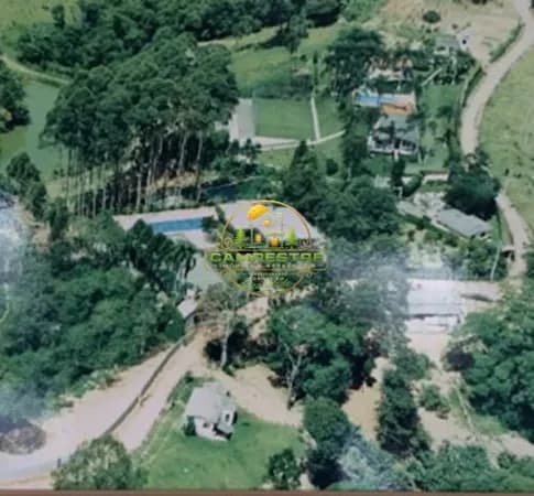 Chácara de 7.662m² com 6 suítes pista de boliche e lago