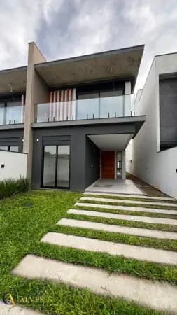 Casa Alto Padrão, 04 suítes (podendo ser 01 escritório + 03 suítes), ingleses