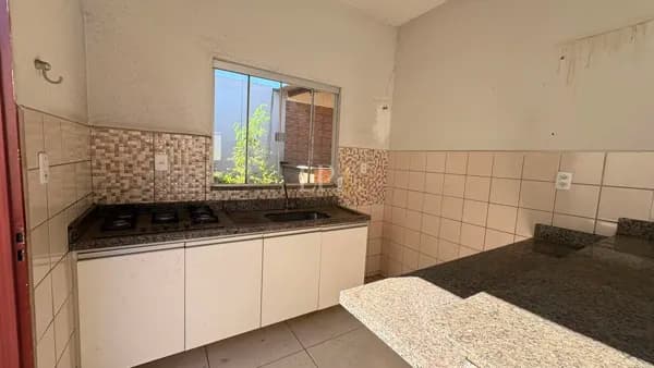 Casa à Venda Na Fernando Corrêa - Aceita Carro