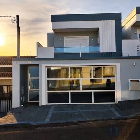 Sobrado Alto Padrão em Recanto Tropical, Cascavel/PR