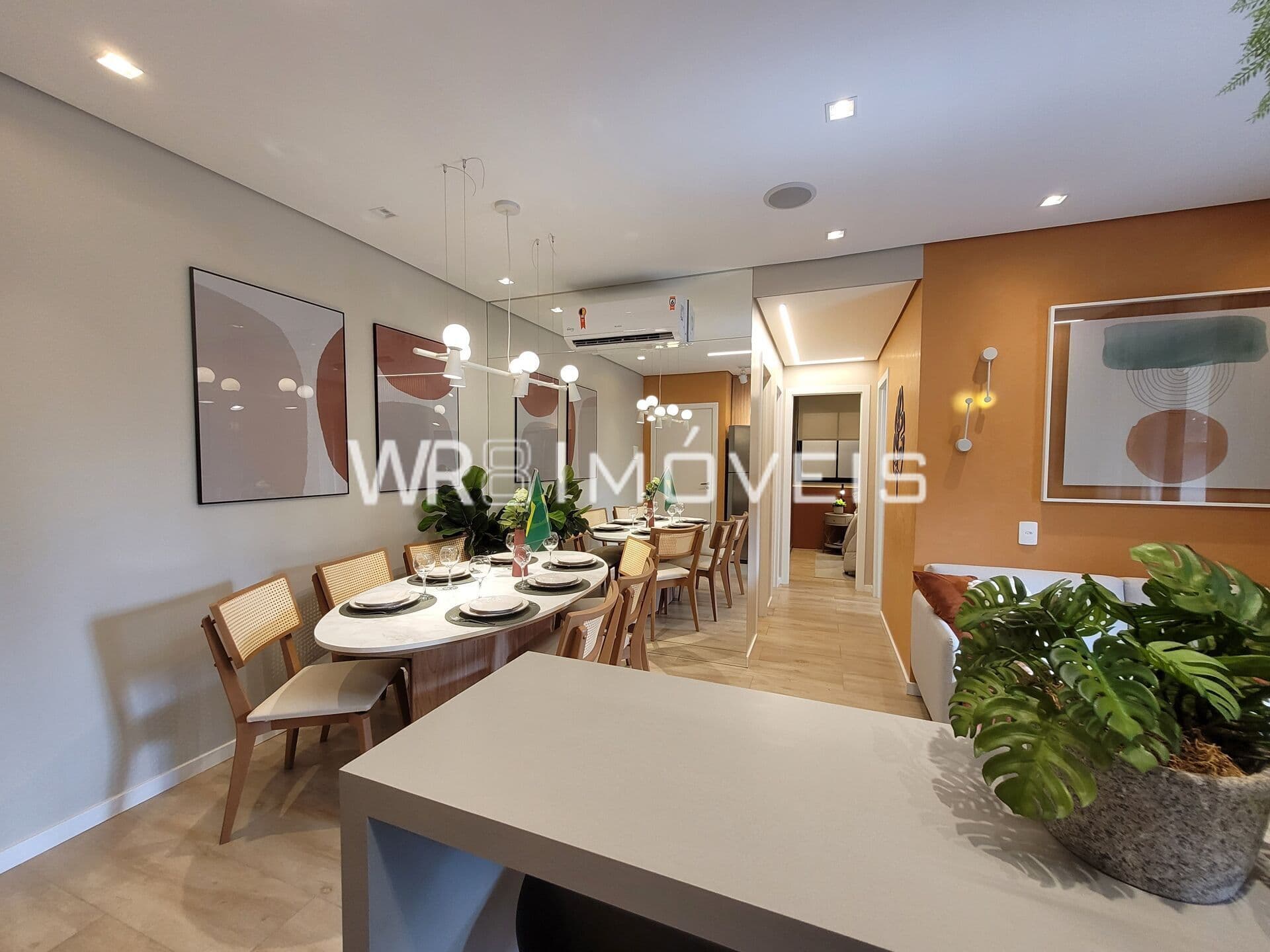 Apartamento com suite + 1 quarto no Anita Garibaldi, Joinville/SC