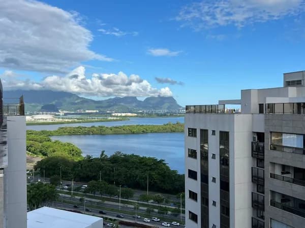 Cobertura no Ilha Pura