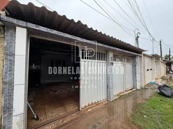 Casa em Pau Amarelo | 2 Quartos, Cozinha Americana, 2 Vagas de Garagem Coberta