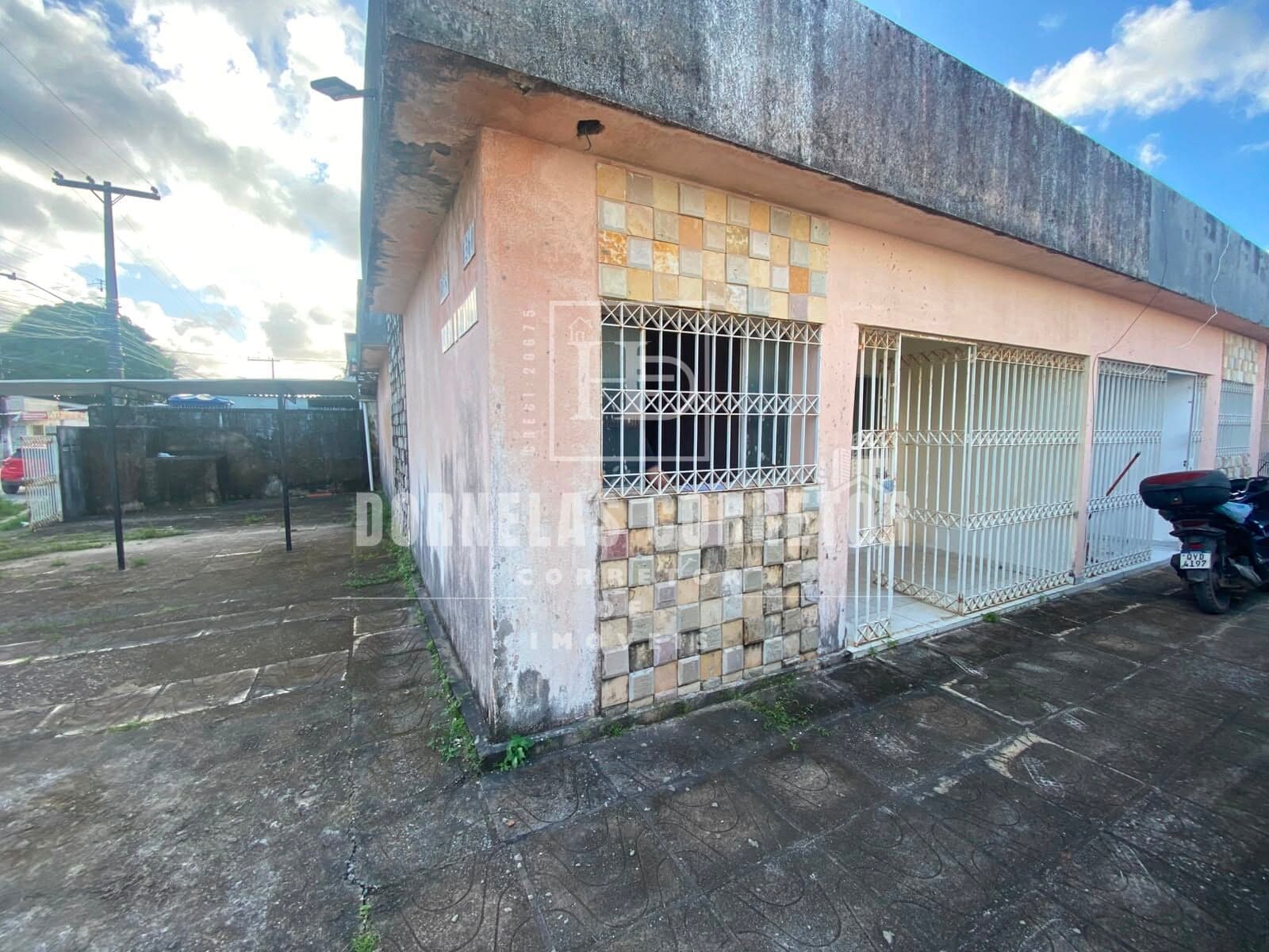 Repasse no Janga | 2 Quartos, 1 Vaga de Garagem Coberta, Terraço.