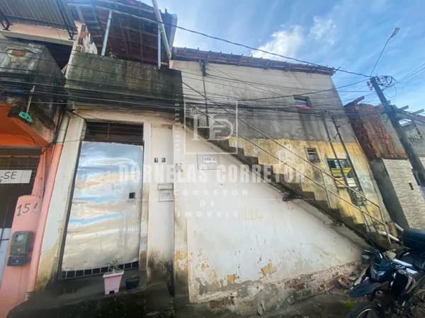 Sete Casas em Guadalupe | 8 Quartos, 7 Salas, 7 Cozinhas, 7 Banheiros.