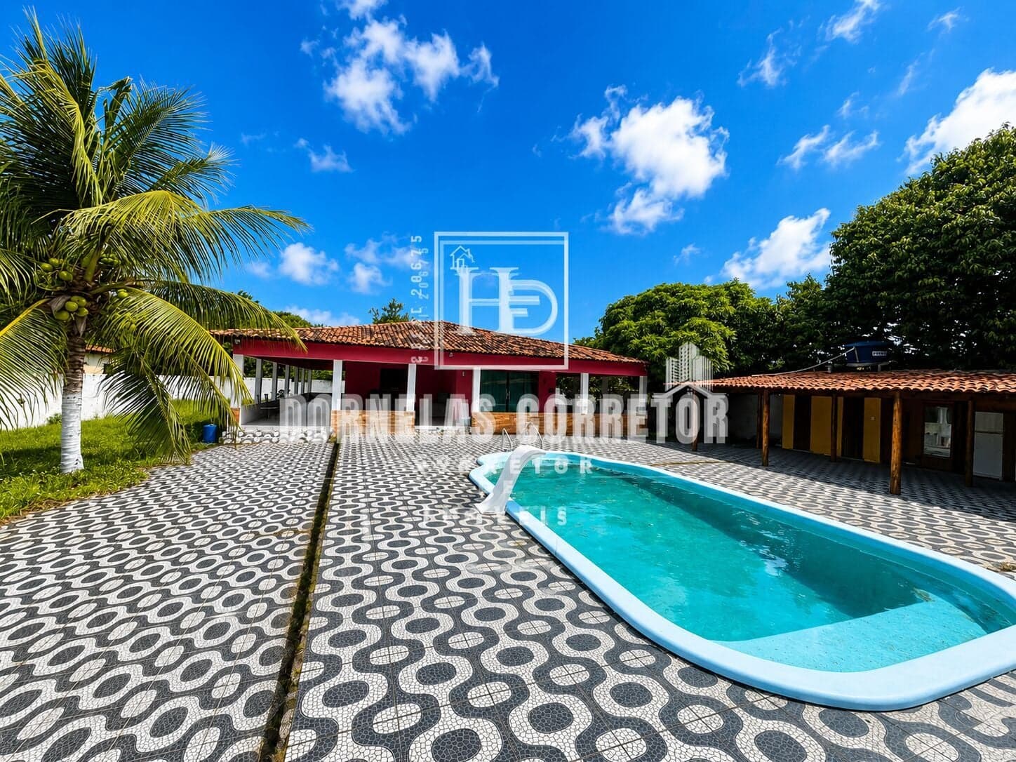 CASA COM PISCINA E ESPAÇO GOURMET A 300M DA PRAIA – 4 QUARTOS E MUITO CONFORTO