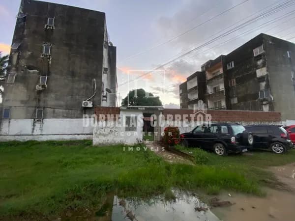 Apartamento em Pau Amarelo | 2 Quartos, Dependência, Varanda, Churrasqueira, Piscina.