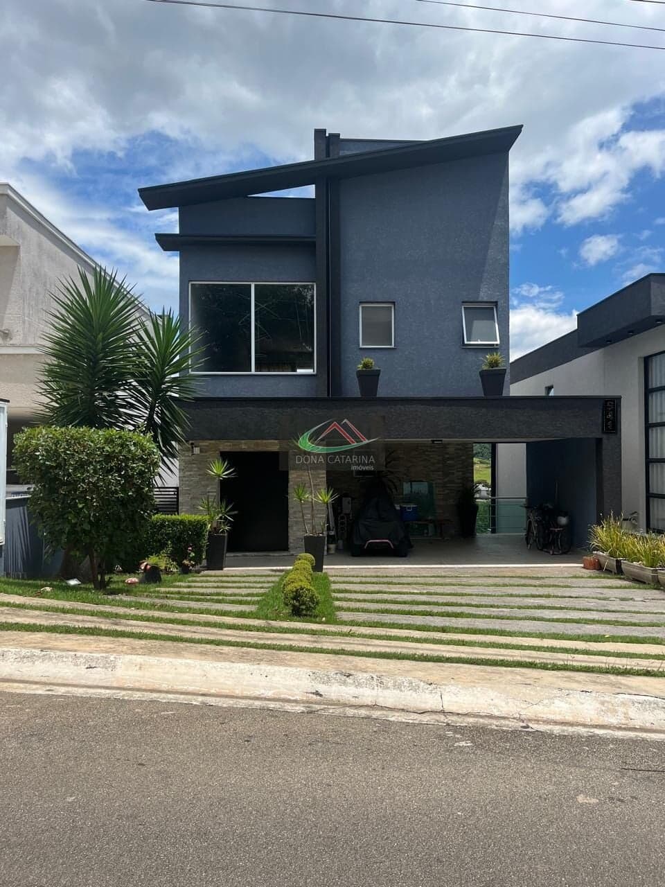 Casa à Venda, Condomínio NEW VILLE - Santana de Parnaíba SP!