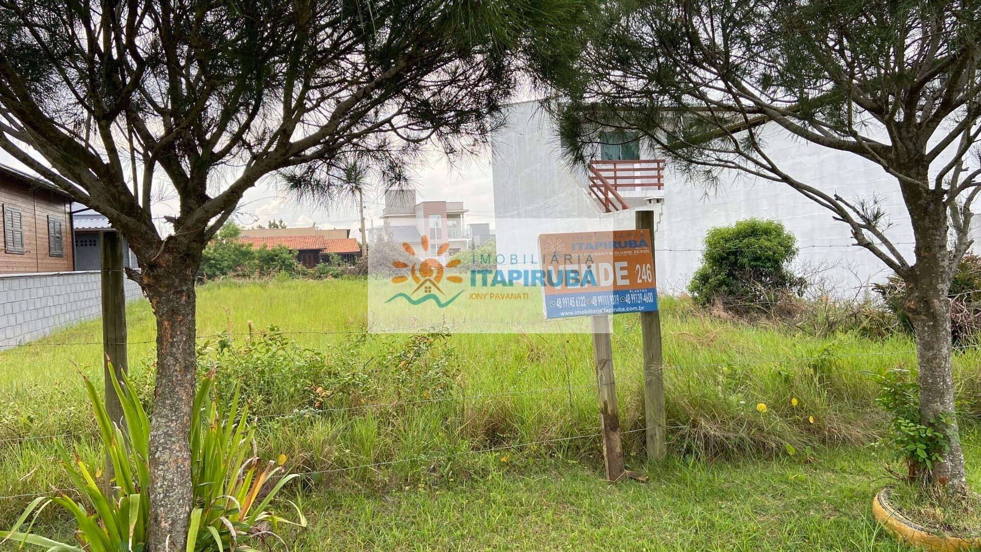 Lote/Terreno em Laguna - Itapiruba