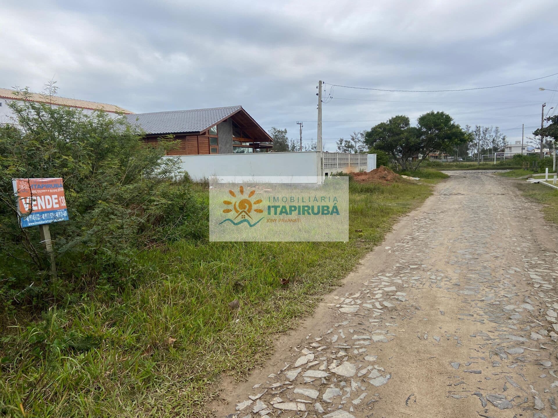 Lote/Terreno em Laguna - Itapiruba