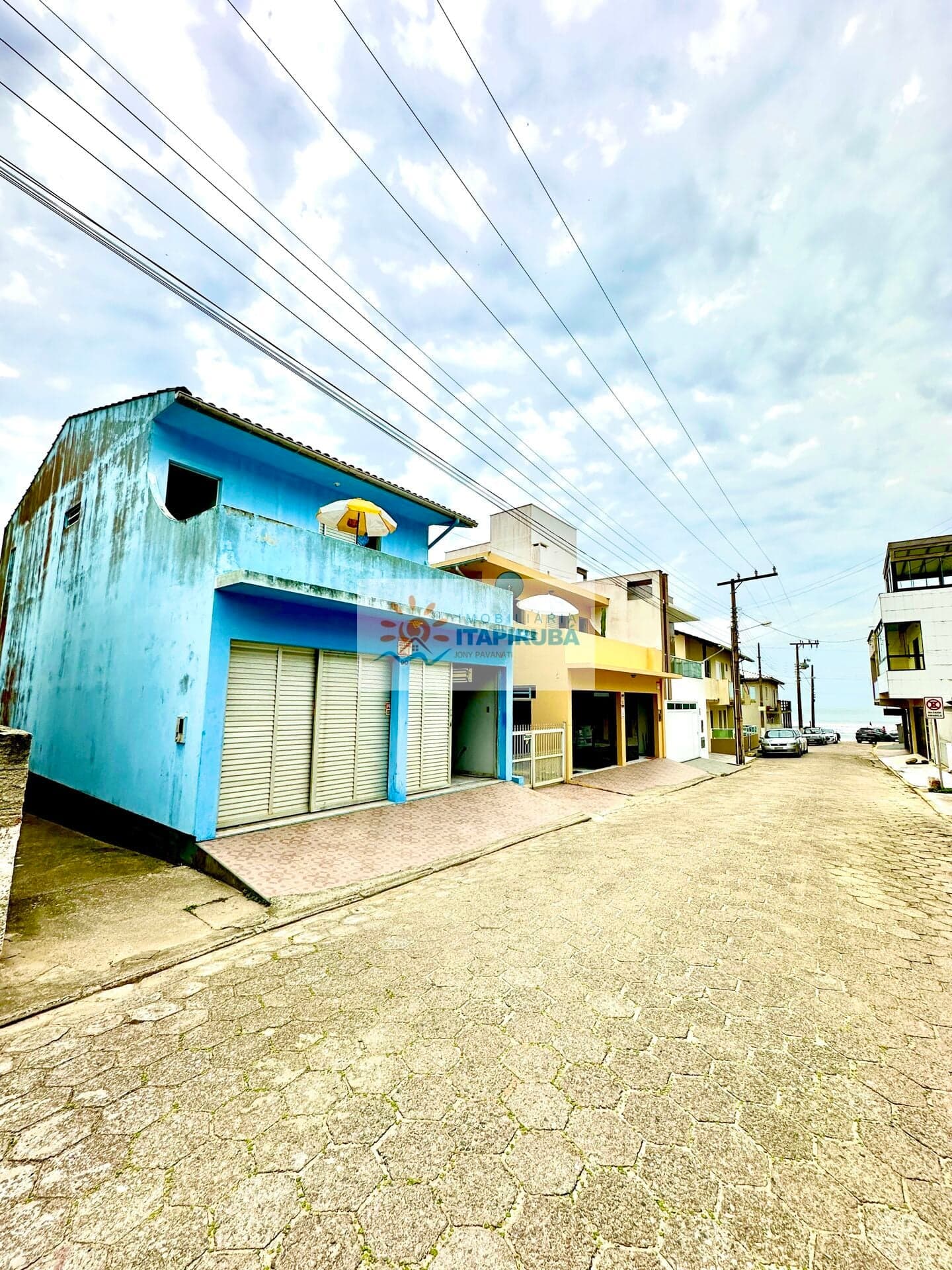 Sobrado no Centrinho de Itapiruba