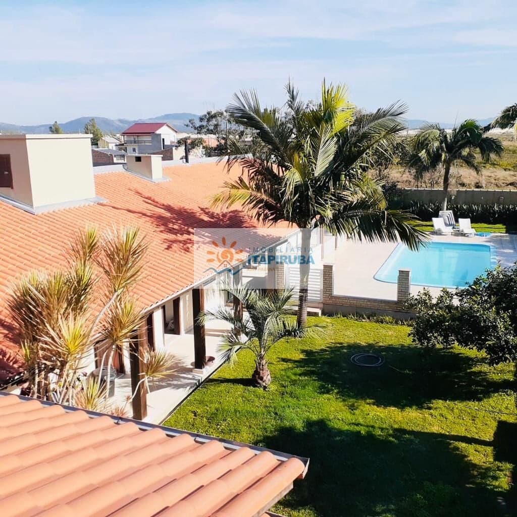 Casa com 3 suítes