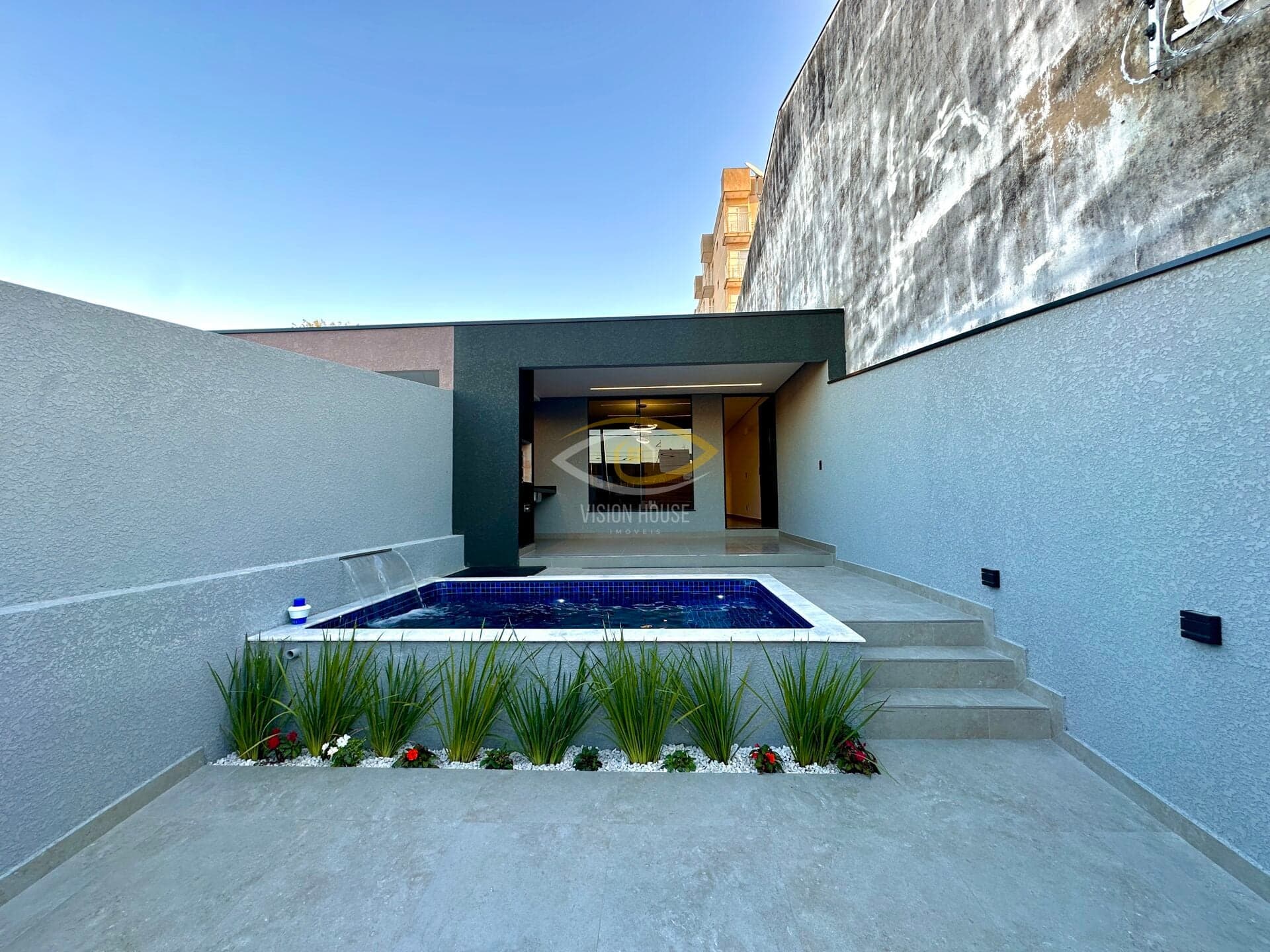 Casa com Acabamento de Alto Padrão Piscina e Qualidade