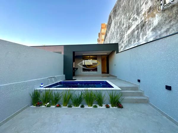 Casa com Acabamento de Alto Padrão Piscina e Qualidade