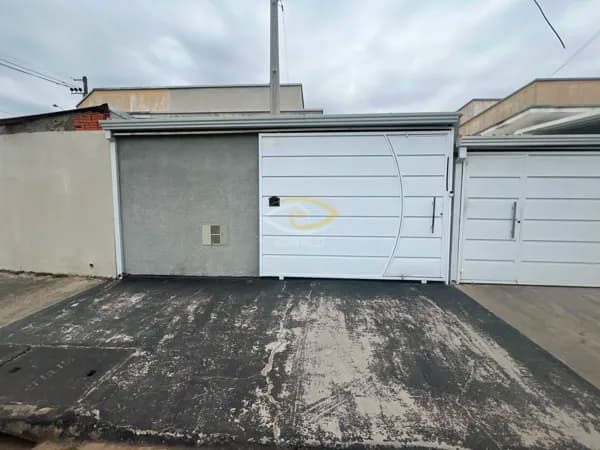Casa Geminada Próximo a Toyota