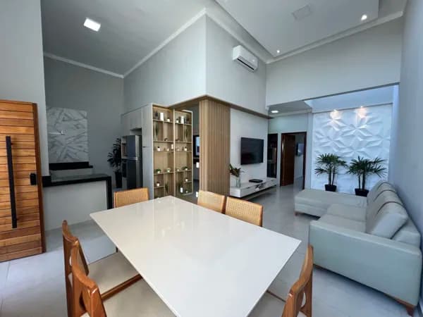 Casa de Condomínio em Sorocaba - Horto Florestal