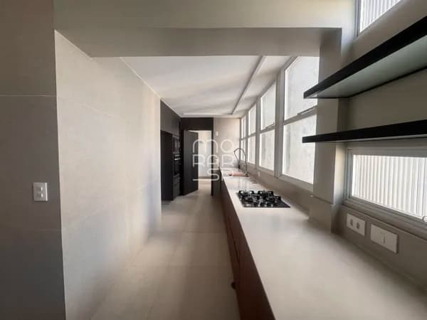 Apartamento em São Paulo - Jardim Paulista