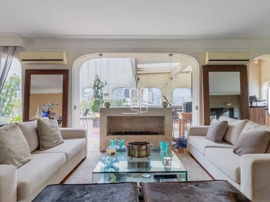 Apartamento Cobertura Duplex em prédio Lindemberg de 500