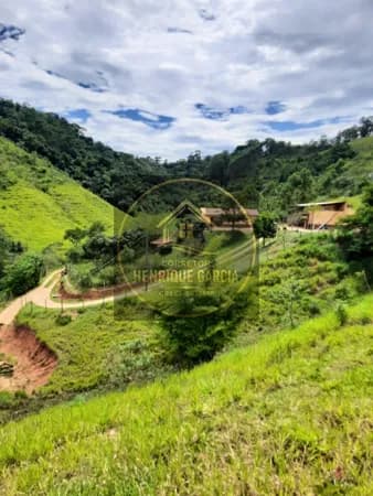 Sítio à venda com 9,1 alqueires