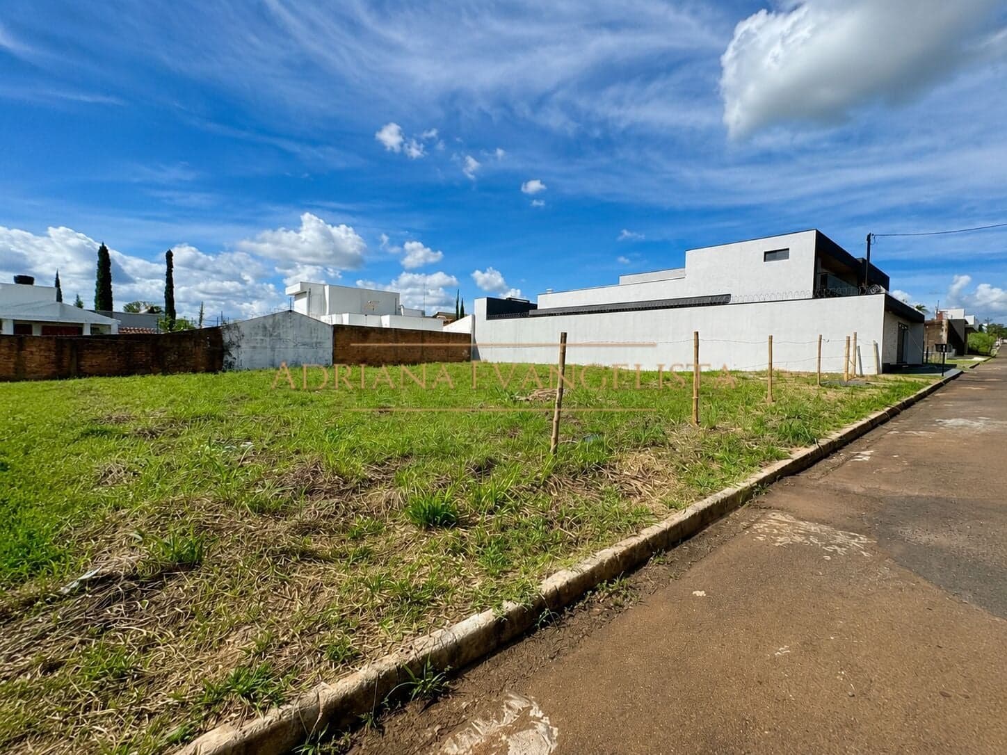 Lote à Venda no Anápolis City