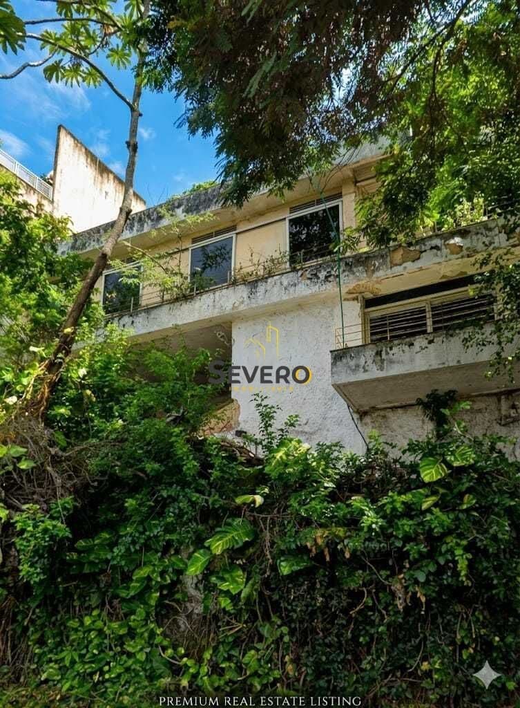 Casa com Vista Mar Espetacular na Estrada Fróes – Oportunidade Única para Retrofit ou Novo Projeto