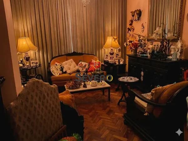 Casa em Niterói - Santa Rosa