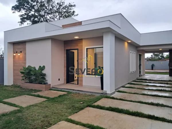 Casa de Alto Padrão com Piscina e Área Gourmet em Parque Nanci