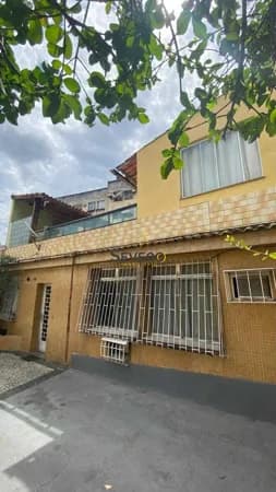 Belíssima Casa à venda no bairro Nova Cidade - São Gonçalo/RJ