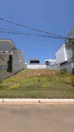 Terreno à venda no Condomínio Belvedere 1