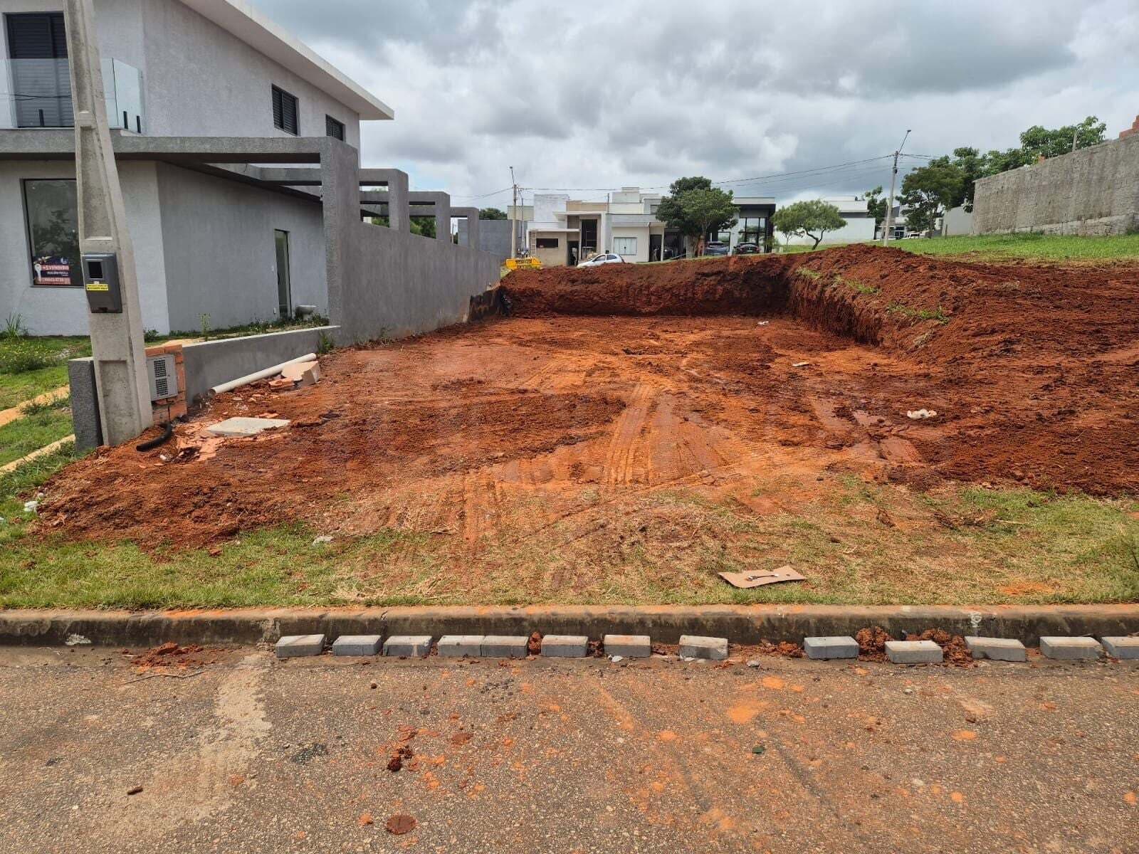 Terreno em Condomínio Residencial Jardim