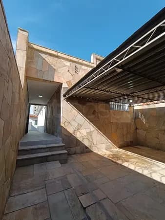 Casa em Sorocaba - Vila Lucy