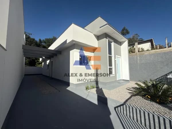 Casa em Nova Trento - Trinta Reis