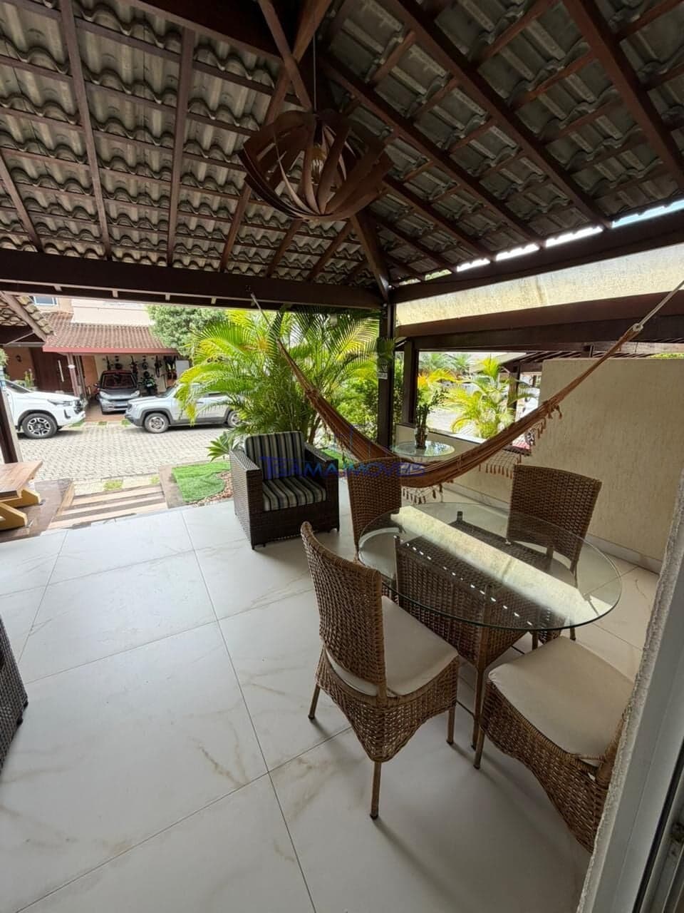 Casa Alto Padrão 3/4 sendo 3 suites, mais dependência completa