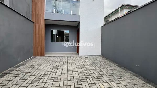 Sobrado com 3 quartos à venda no Vila Nova – Joinville/SC
