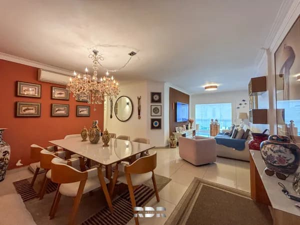 Apartamento com 3 suítes, totalmente decorado e mobiliado, à venda no Canto do Forte