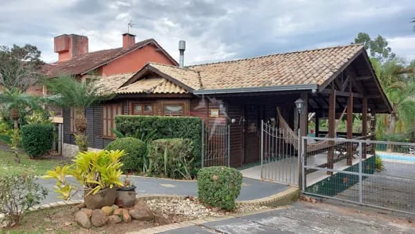 Casa à venda no Condomínio Condado de Castella