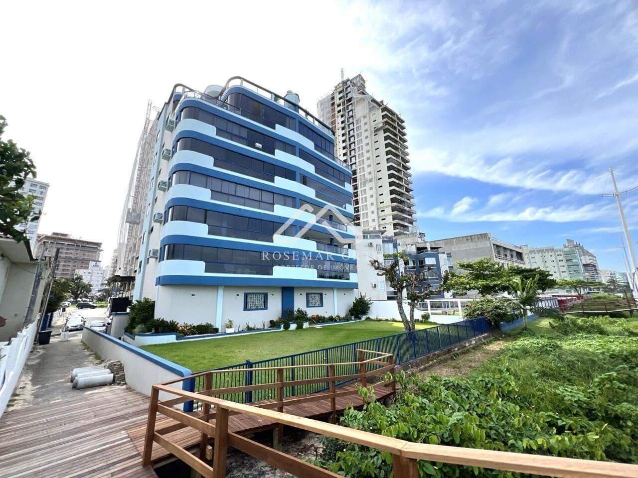 Apartamento em Meia Praia, Itapema/SC